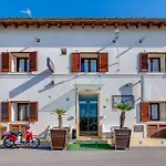 Otel Aliai