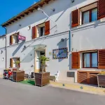 Aliai Hotel