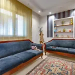 Aliai Hotel