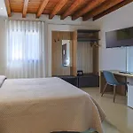 Aliai