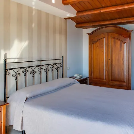 Hotel Aliai 3*