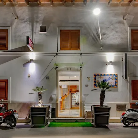 Aliai Hotel 3*
